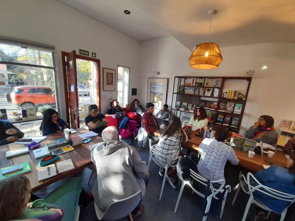 Se inician en librería Hexámetro dos talleres literarios 