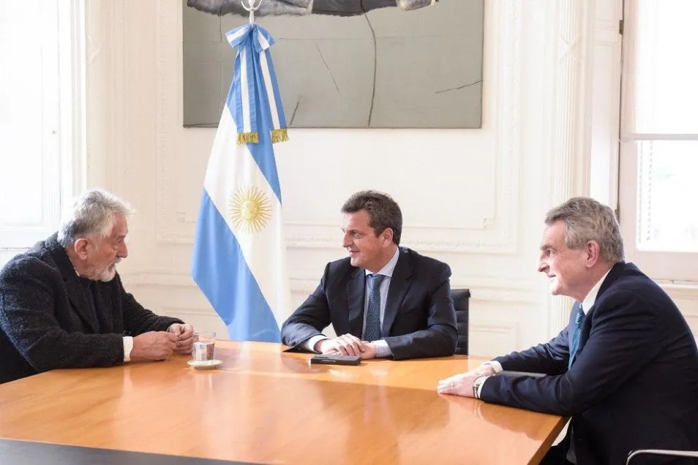 El gobernador se reunió con los candidatos de Unión por la Patria