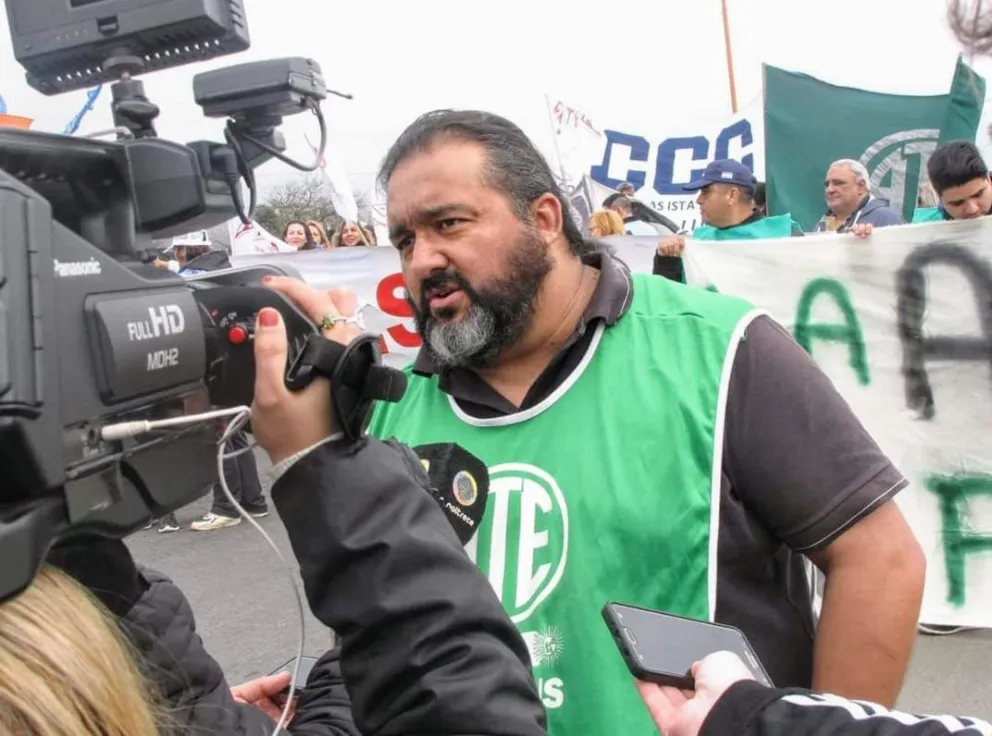 Tras el discurso de Poggi, ATE se declaró en “estado de asamblea permanente” en la provincia y municipios
