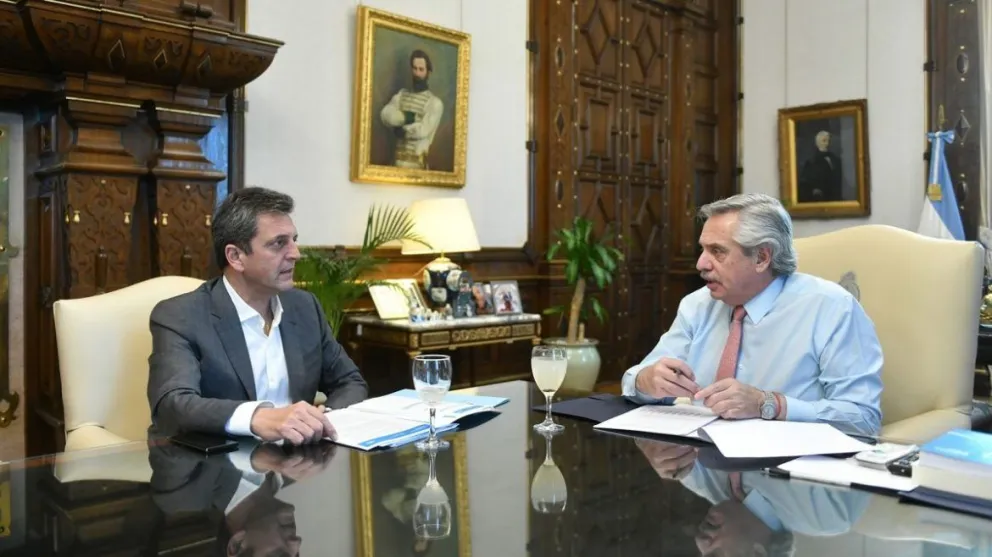 Denuncia a Milei: Massa se enojó con Alberto Fernández y se lo hizo saber por teléfono