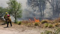 Bomberos contienen incendios en Traslasierra 