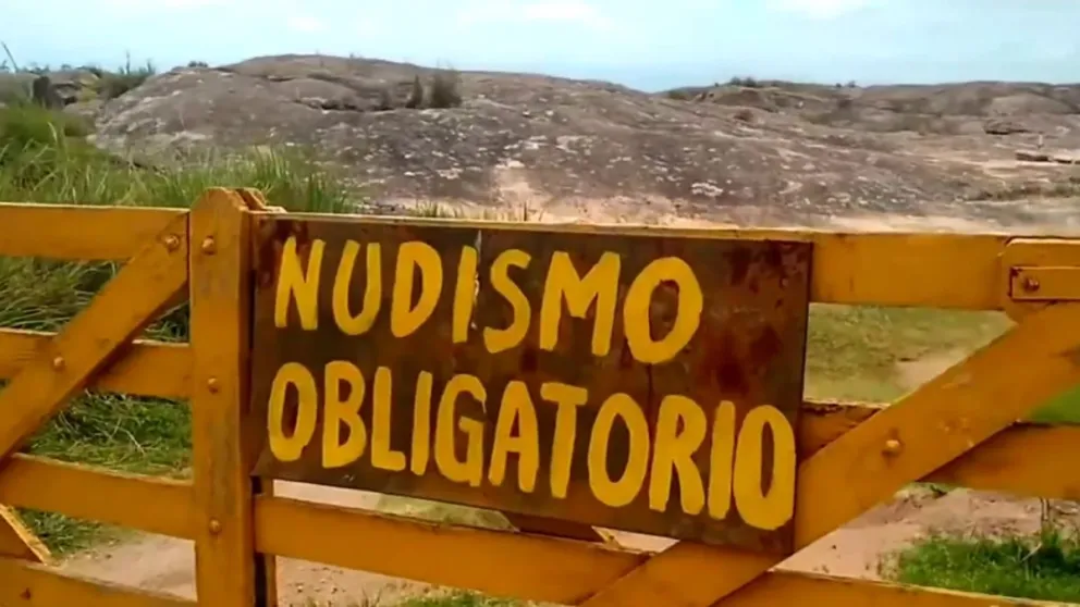 ¿Se viene un balneario nudista en Traslasierra?