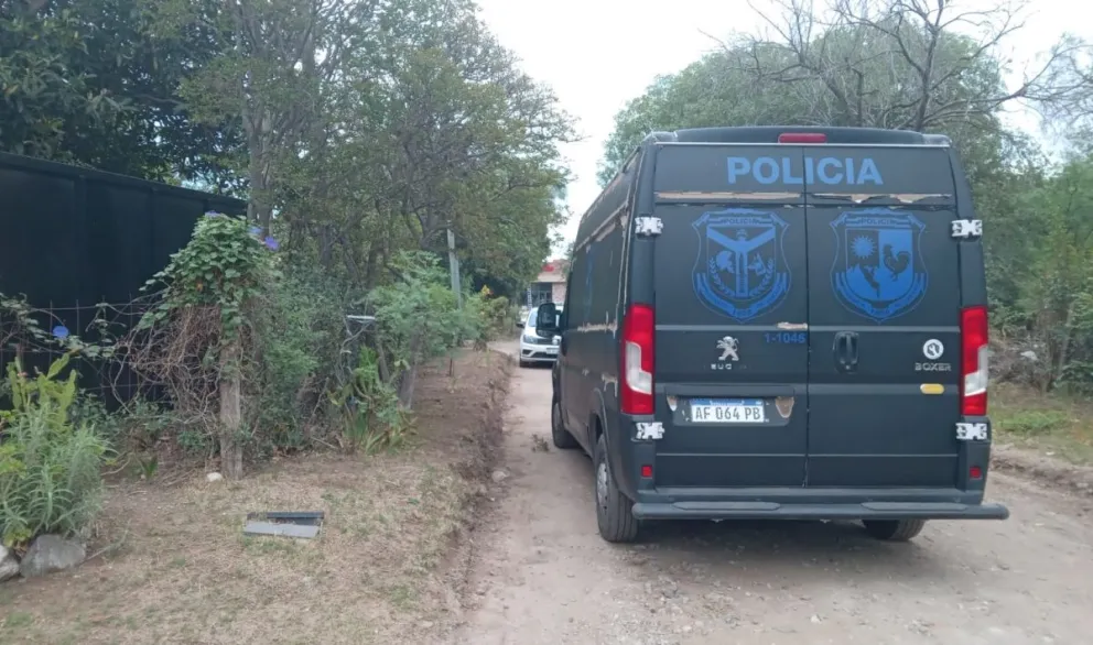 Cinco allanamientos simultáneos en Villa de Merlo