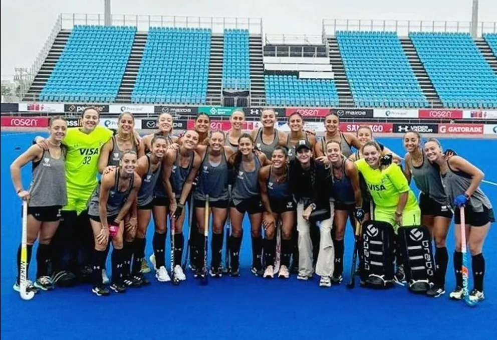 Las Leoncitas, con Ariana Arias en el plantel, golearon y están en cuartos de final del Mundial