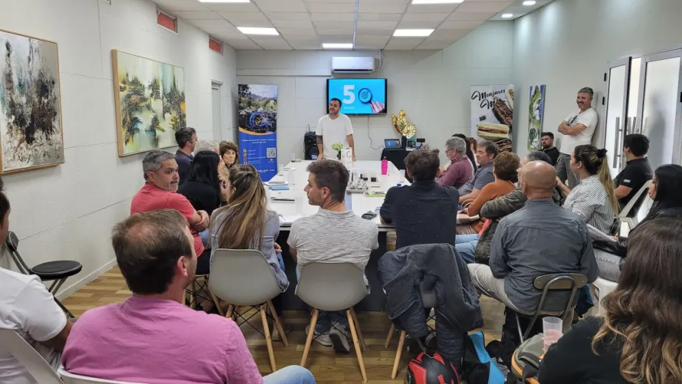 Juan Francisco Retali impulsó estrategias innovadoras para comerciantes de Villa de Merlo