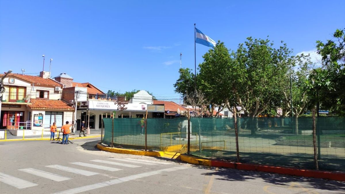 Los concejales piden explicaciones al intendente sobre la obra de la plaza Sobremonte