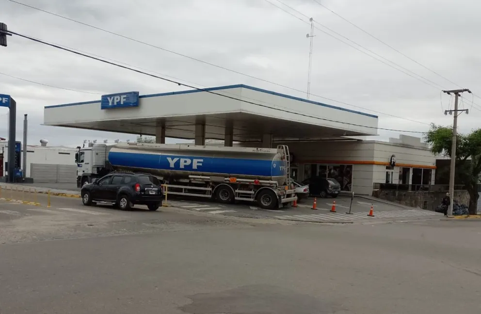 Aumentos de hasta el 30% en combustibles: la nafta premium en Villa de Merlo arriba de los 550 pesos