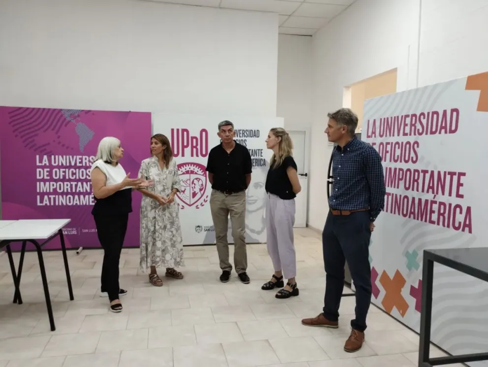 La rectora de la Universidad Nacional de los Comechingones visitó la sede merlina de la UPrO 