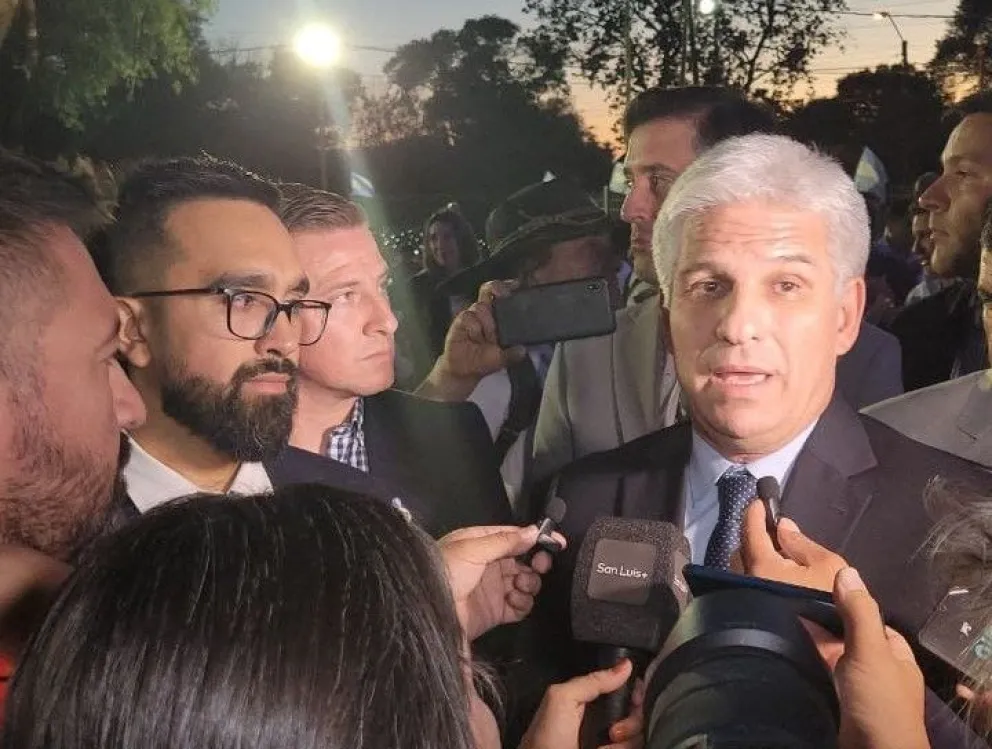 La UCR espera por un llamado del gobernador, Claudio Poggi.
