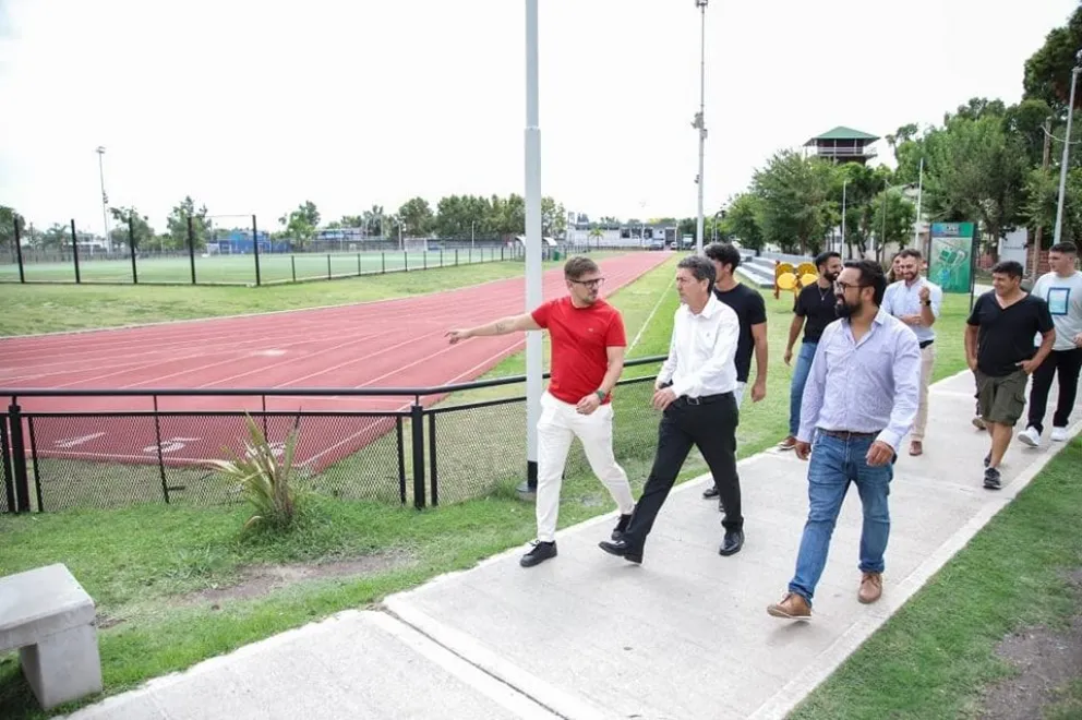 Alvarez Pinto de recorrida en Avellaneda, provincia de Buenos Aires