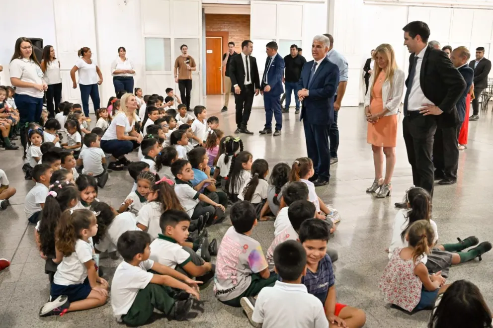 El Gobierno provincial hizo efectivo el pago del Incentivo Docente