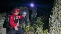 Rescataron a dos turistas que se perdieron en las Altas Cumbres