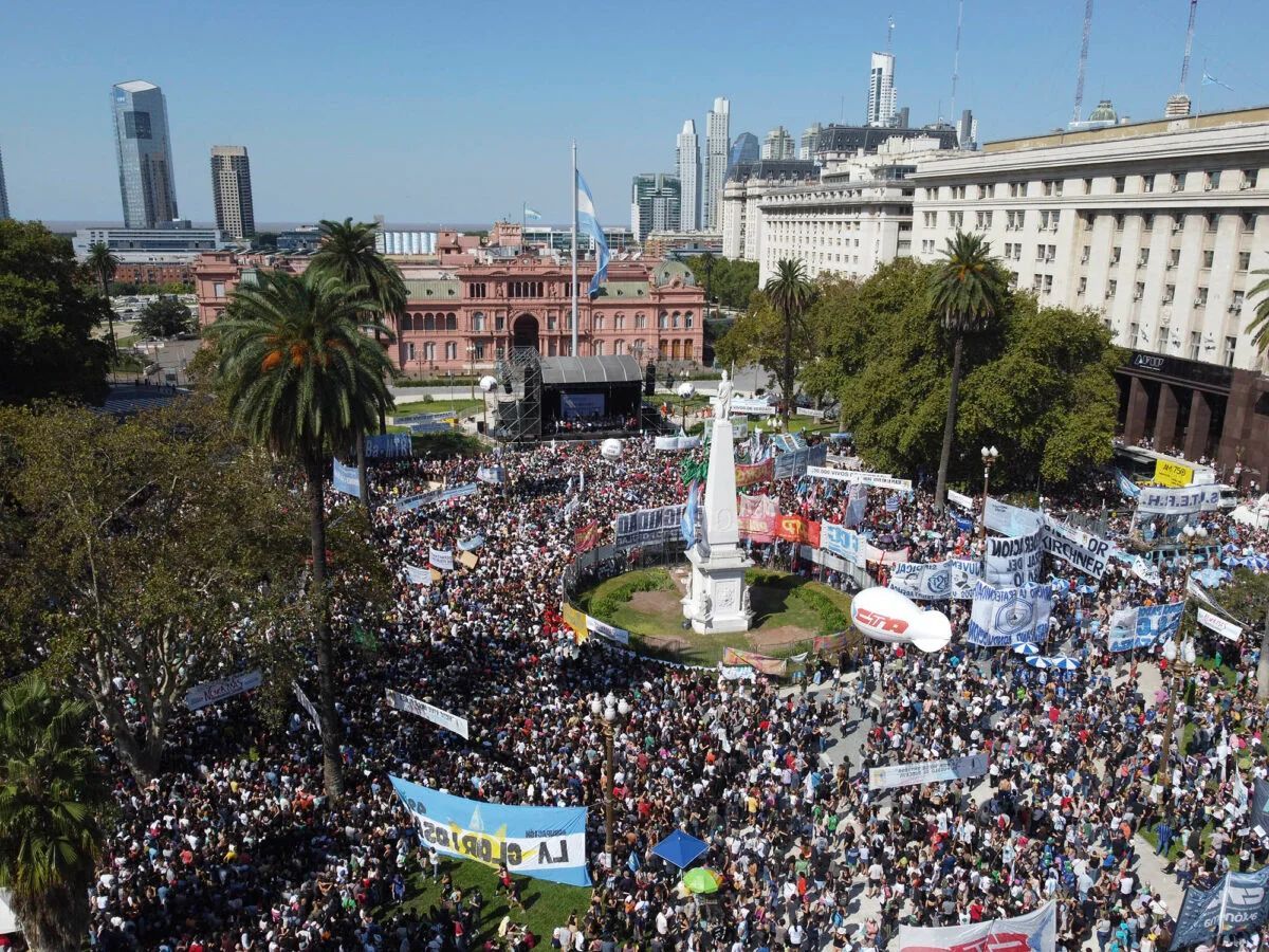 Día Nacional de la Memoria: multitudinarias marchas en Plaza de Mayo y en todo el país