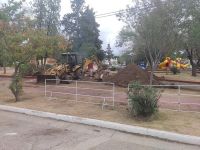 Carpintería : iniciaron la remodelación de la Plaza Manuel Zalazar