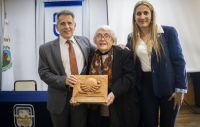 Cecilia De Gabriel recibió el Premio “Rector Alberto Francisco Puchmüller”