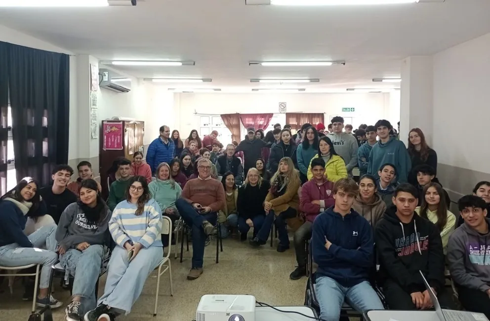 Estudiantes de la Escuela Técnica N° 34 “Arístides Bratti” conocieron los procesos para realizar obras públicas