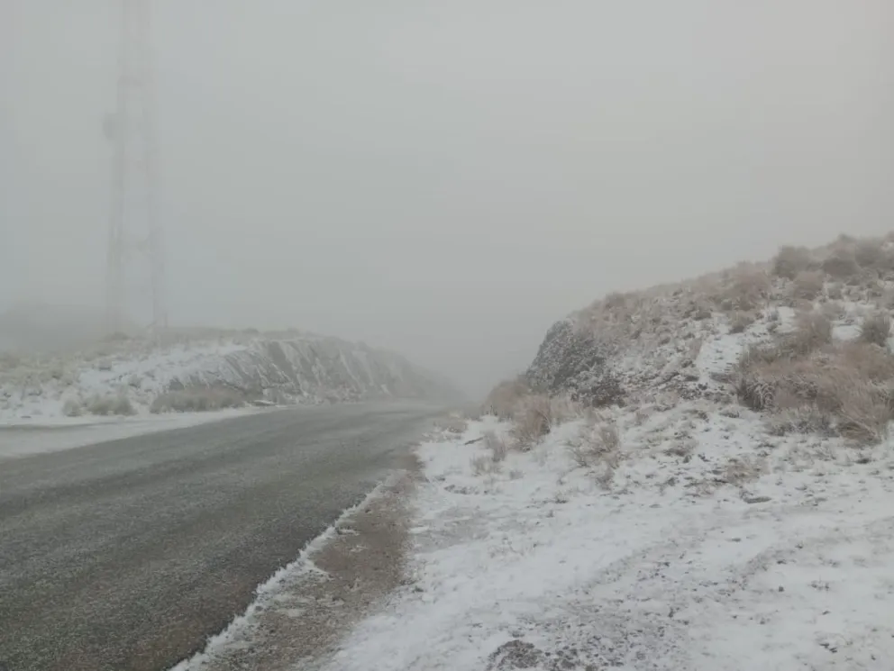Por las nevadas, el camino al Filo permanecerá cerrado