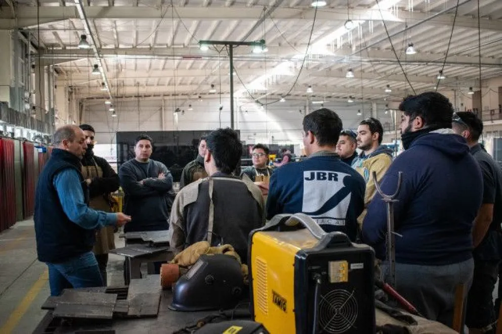 Certificación internacional en soldadura para egresados de la UPrO