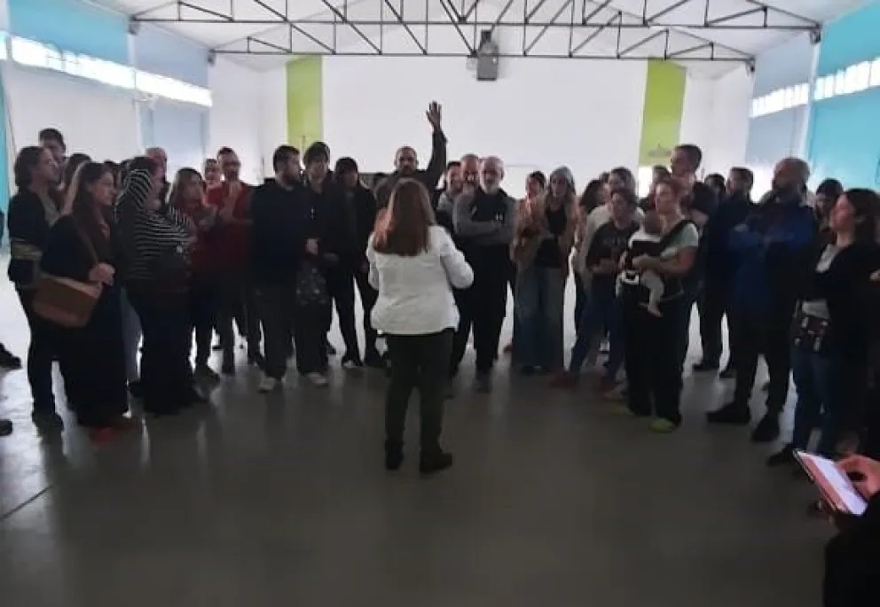Marcha atrás con la designación de un docente en el colegio del Rincón