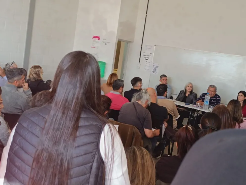 Reunión del Consejo Consultivo de la UPrO sede Villa de Merlo para definir carreras y con la aspiración de la sede propia