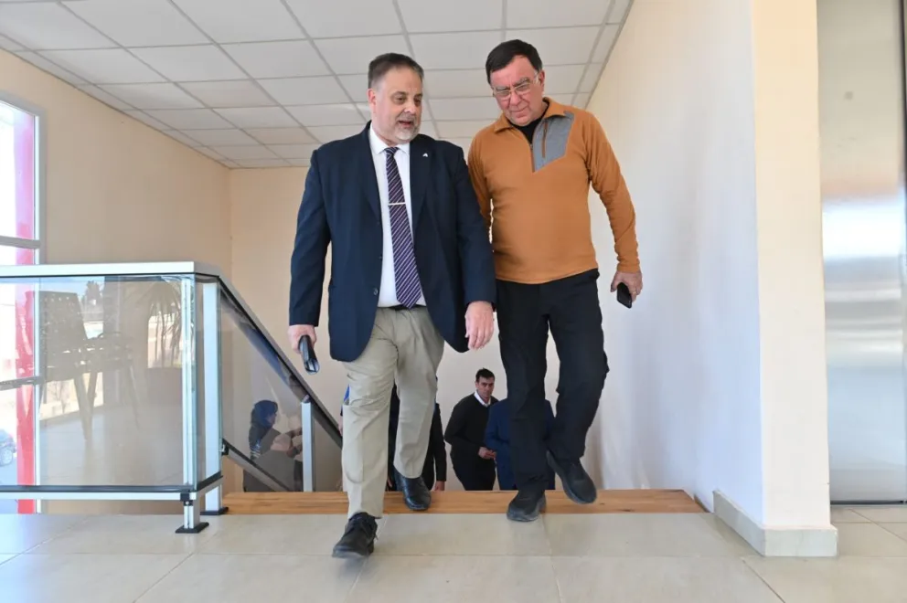 Postiguillo celebró el convenio de obra pública 