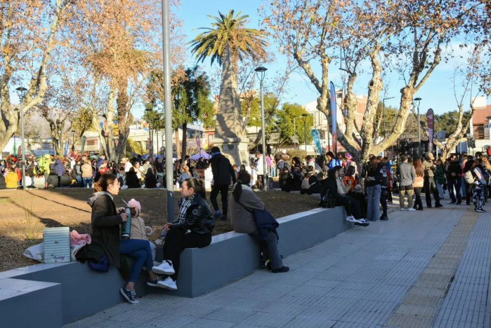 Quedó inaugurada la obra de la plaza Sobremonte