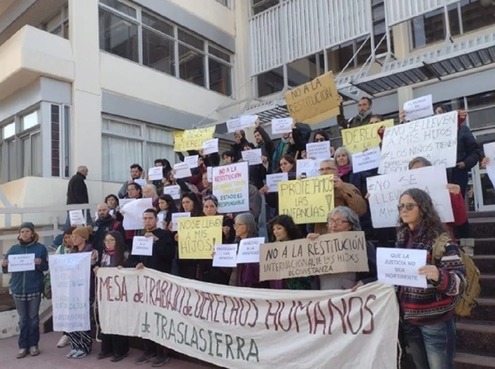 Habló la mujer detenida por desaparecer con sus hijos: "Entré en pánico y me refugié"