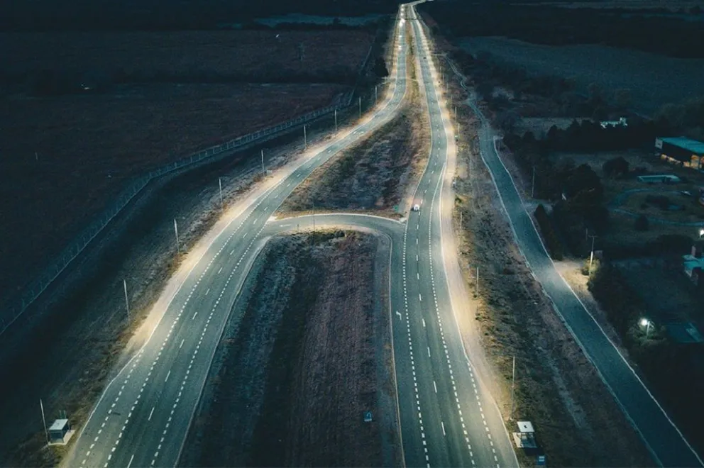 Quedó iluminada la ruta C45 entre la Bajada de las Altas Cumbres y la Autopista a Carlos Paz