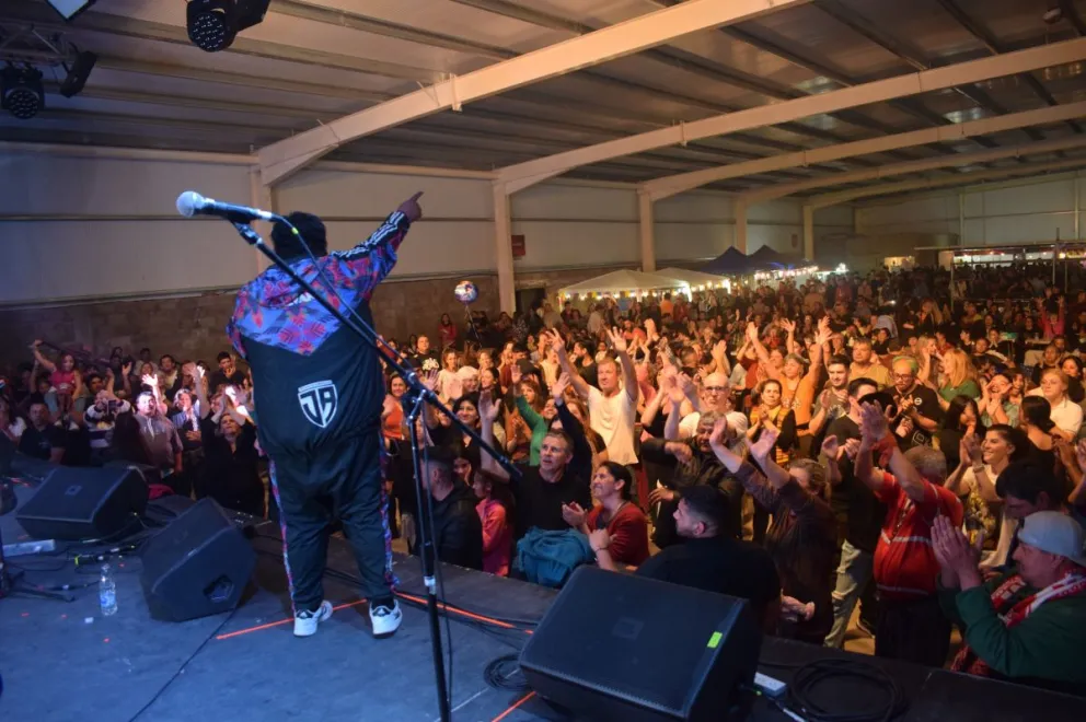 Una multitud acompañó la 33° Fiesta Nacional de la Dulzura