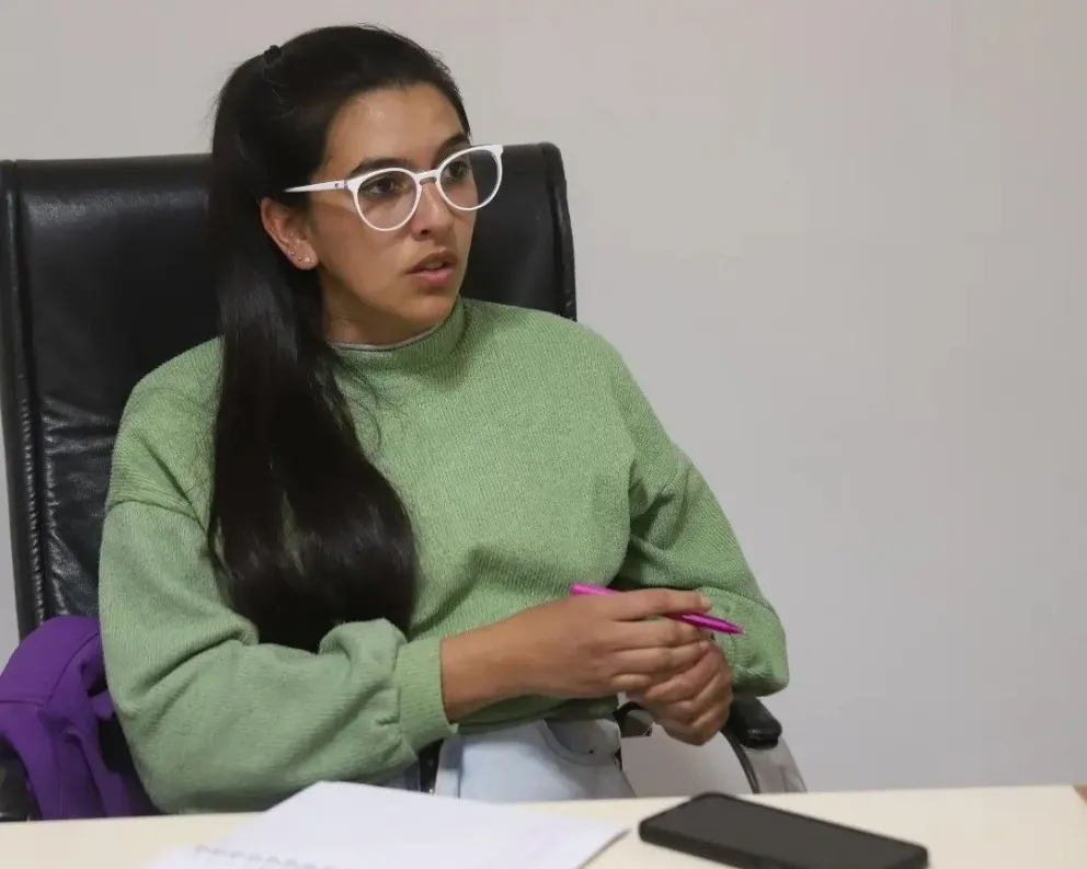 La edil destacó la necesidad de que el municipio garantice que situaciones como esta no se repitan y advirtió que "la violencia nunca, en ninguna circunstancia, puede ser una herramienta de gestión ni de control social".