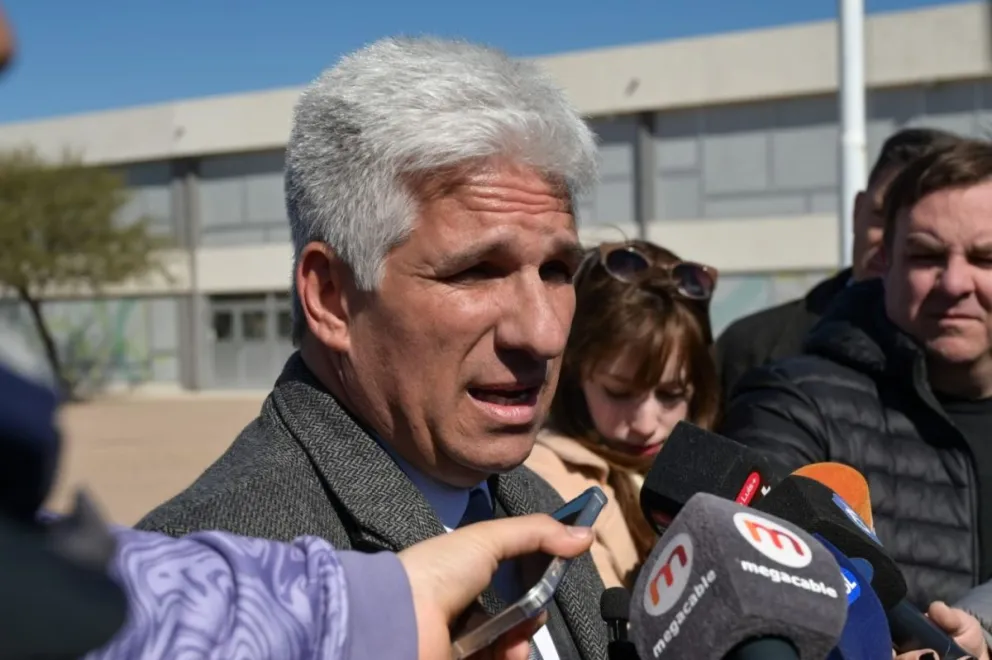 Claudio Poggi asistirá a la Asamblea Legislativa de este sábado.
