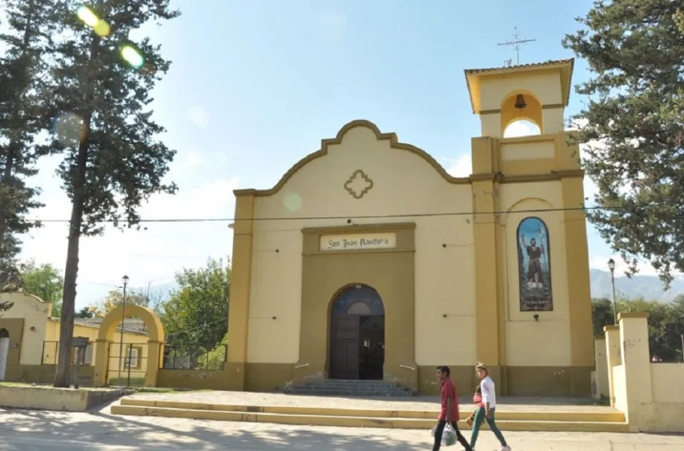 La Paz celebra su patronal con una gran Peña Folclórica