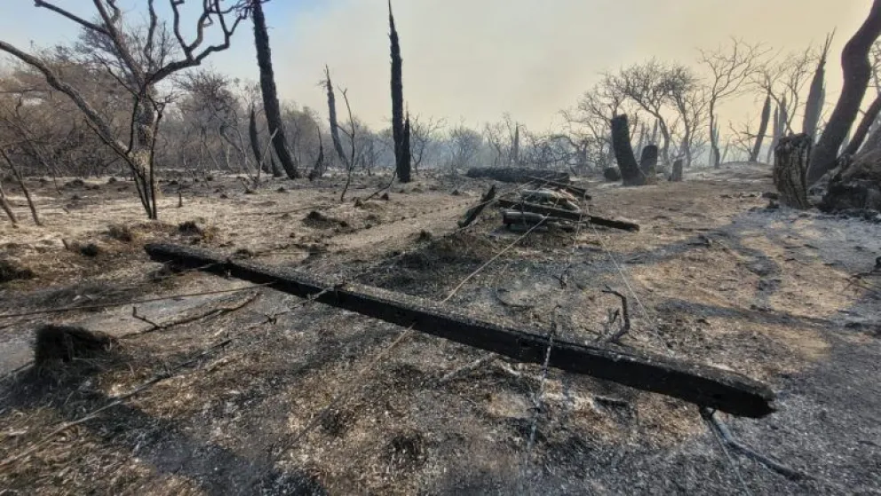 Grandes daños dejó el incendio de septiembre en Balcarce. El presunto autor del fuego seguirá detenido.