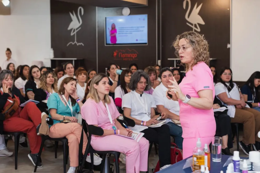"La experiencia fue muy emocionante. Nuestras alumnas ya venían con una base sólida por las capacitaciones online, pero verlas llevar ese conocimiento al entorno presencial fue realmente increíble", dijo la organizadora.