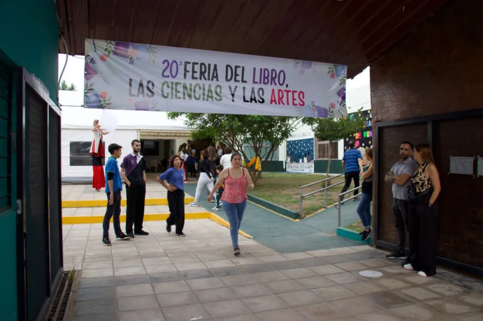 Feria del Libro de la EMEI y sus veinte años de presencia en Villa de Merlo