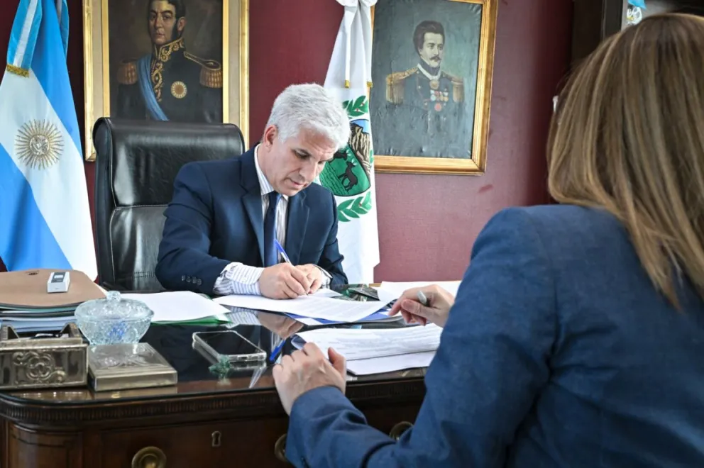 La Boleta Única comenzaría a regir a partir de las elecciones de candidatos electivos a cargos provinciales y/o municipales.