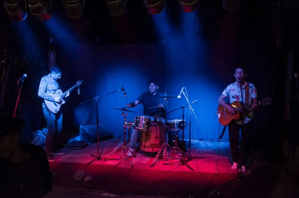 Ultima peña del año en la Biblioteca Popular Antonio Esteban Agüero de Villa de Merlo.