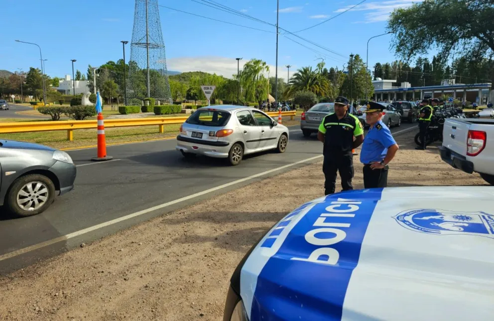 En épocas de fiestas de fin de año, es importante mantener una precaución extra para garantizar viajes seguros.
