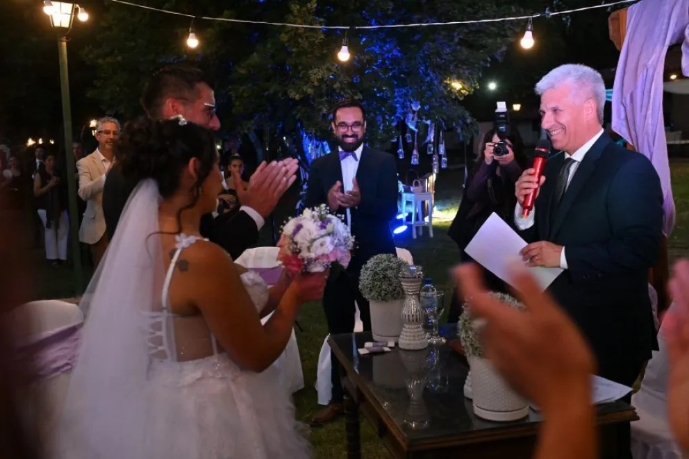 Casamiento del intendente interino de Merlo, Leonardo Rodriguez. 