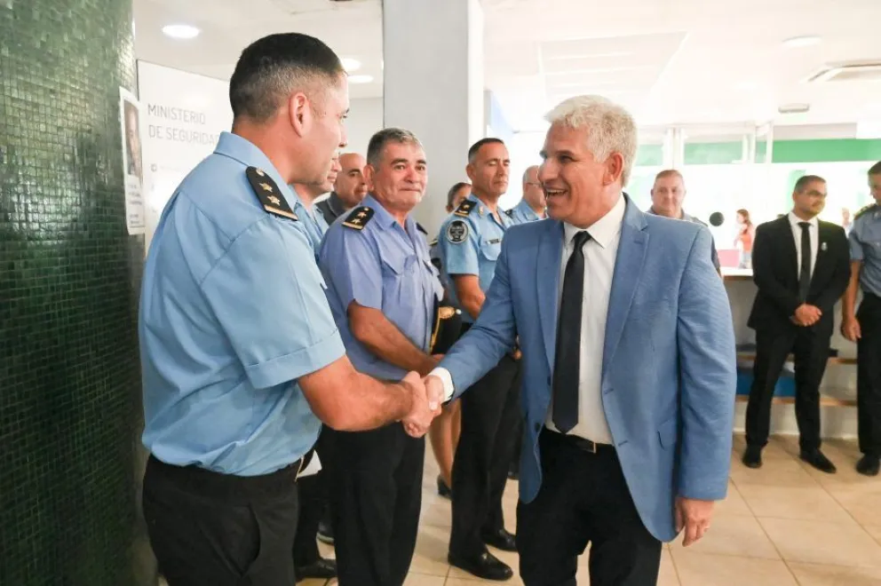 El gobernador, Claudio Poggi, anunció inversión en seguridad.