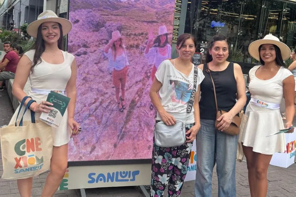 Actualmente instalados en sitios como el Rosedal de Palermo, el Planetario, el Barrio Chino, estos tótems permiten a los lugareños observar en tiempo real paisajes serranos, ríos y espacios naturales sanluiseños.