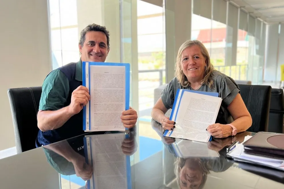 La firma de este comodato le permitirá al club seguir creciendo para brindar más servicios a la comunidad.