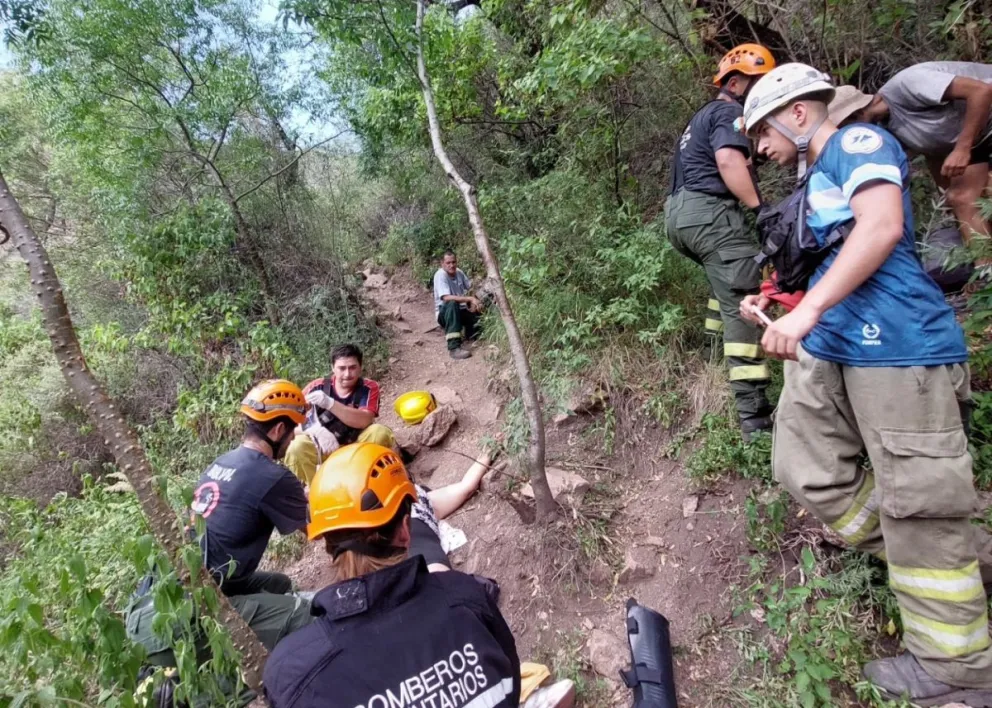 Nuevo rescate de un turista en las sierras de los Comechingones. Foto BBVV Cortaderas