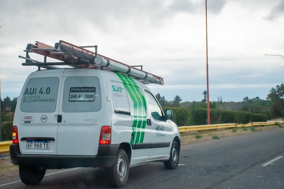 Falta de servicio de internet en Santa Rosa debido a inundaciones.
