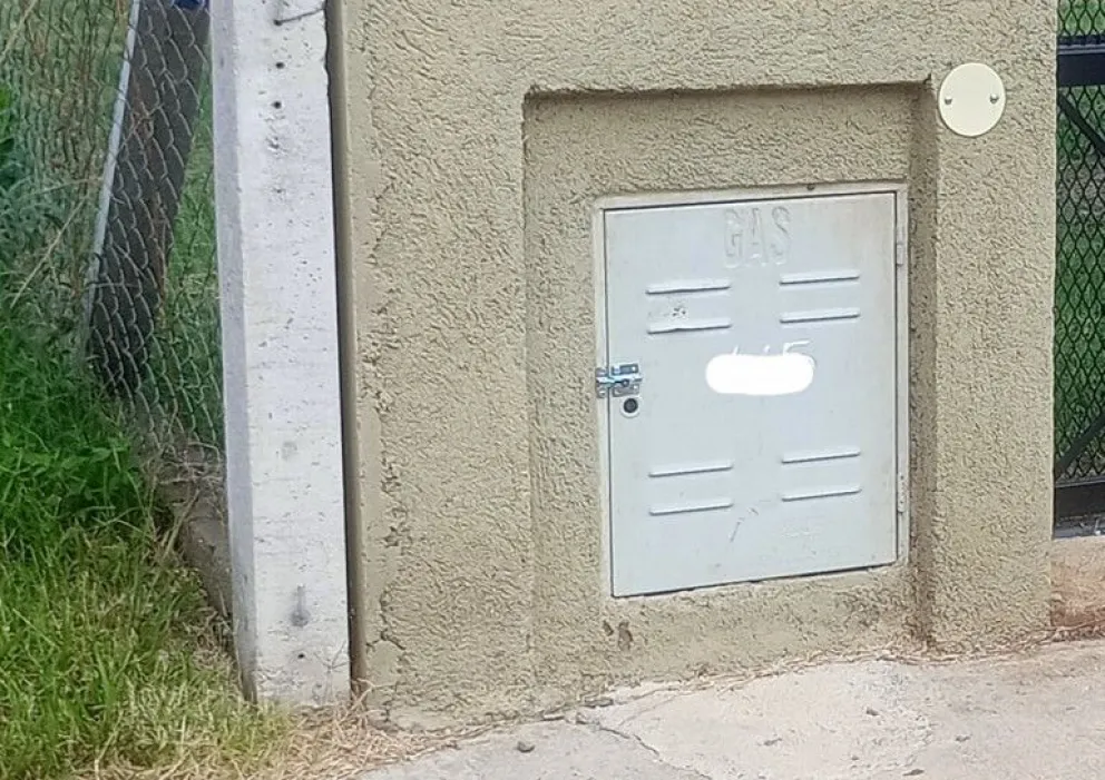 Los primeros catorce mil metros de red -ya en ejecución- comprenden la zona céntrica casi en su totalidad; de la Ruta N° 1 hacia abajo; calle Malvinas Argentinas y un 80% de las viviendas sociales. 