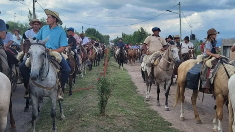La Cabalgata Brocheriana llega a Traslasierra para honrar al santo argentino. (Foto: Turismo Córdoba)