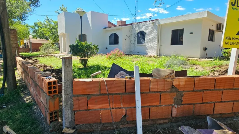 La Comisaría N°26 se encontraba en mal estado al momento de ser recibida por la actual gestión, lo que dificultaba su normal funcionamiento, afirmaron las autoridades.