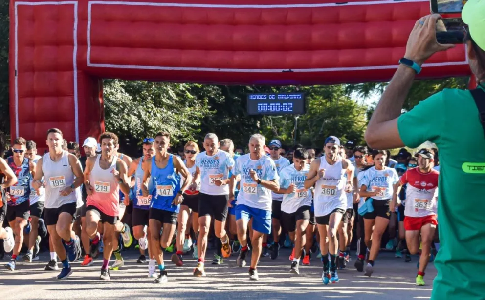 En el marco de este tradicional evento deportivo, que reúne a atletas y vecinos, se llevará a cabo un operativo de tránsito que busca la seguridad de los corredores y conductores. 