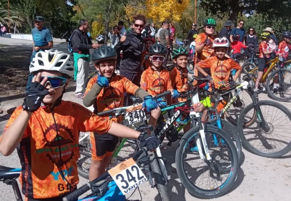 El Club de ciclismo Merlo Bike Team protagonista en La Toma. 