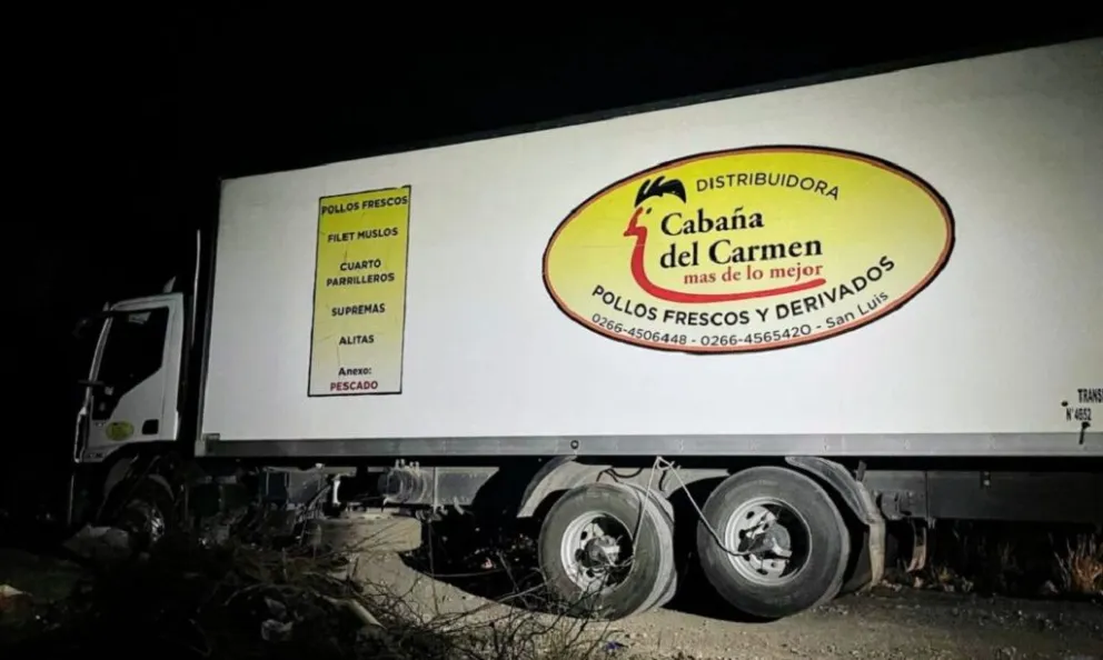 Recuperan en Quines un camión térmico que había sido sustraído. (Foto: Norte Puntano)